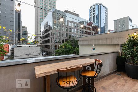 Varanda de apartamento à venda com 1 quarto, 96m² em Vila Olímpia, São Paulo