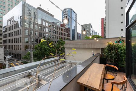 Varanda de apartamento à venda com 1 quarto, 96m² em Vila Olímpia, São Paulo