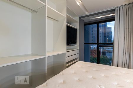 Suite de apartamento à venda com 1 quarto, 96m² em Vila Olímpia, São Paulo