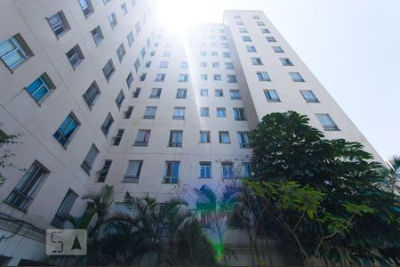 Apartamento para alugar com 44m², 2 quartos e sem vaga Apartamento para alugar com 44m², 2 quartos e sem vagaFachada