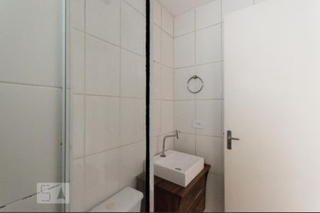 Apartamento para alugar com 44m², 2 quartos e sem vaga Apartamento para alugar com 44m², 2 quartos e sem vagaBanheiro