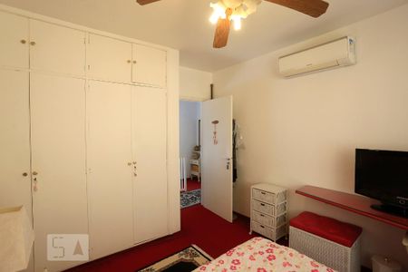 Casa à venda com 260m², 3 quartos e 2 vagasQuarto 2