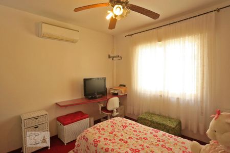 Casa à venda com 260m², 3 quartos e 2 vagasQuarto 2