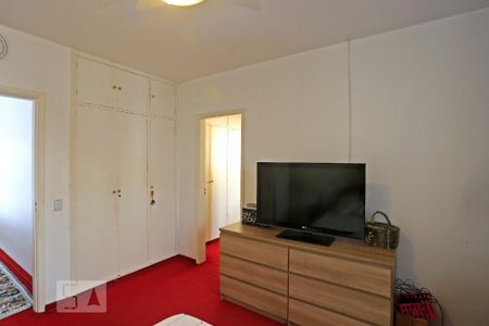 Casa à venda com 260m², 3 quartos e 2 vagasSuíte
