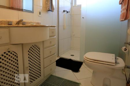 Casa à venda com 260m², 3 quartos e 2 vagasBanheiro do Corredor