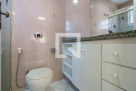 Casa de condomínio para alugar com 110m², 3 quartos e 1 vaga Casa de condomínio para alugar com 110m², 3 quartos e 1 vagaBanheiro da Suíte