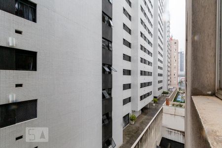 Vista do Quarto de apartamento para alugar com 1 quarto, 39m² em Centro, Curitiba