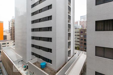 Vista da Sala de apartamento para alugar com 1 quarto, 39m² em Centro, Curitiba