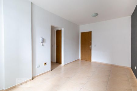Sala de apartamento para alugar com 1 quarto, 39m² em Centro, Curitiba