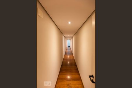 Apartamento à venda com 290m², 3 quartos e 4 vagasCorredor