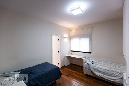 Apartamento à venda com 290m², 3 quartos e 4 vagasQuarto 3