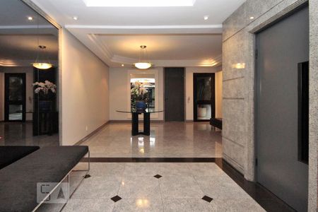 Apartamento à venda com 290m², 3 quartos e 4 vagasHall Social