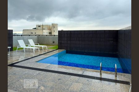 Apartamento à venda com 290m², 3 quartos e 4 vagasPiscina
