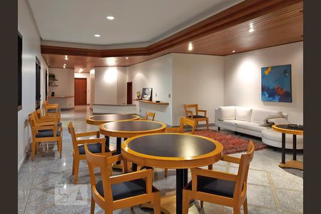 Apartamento à venda com 290m², 3 quartos e 4 vagasSalão de Festas