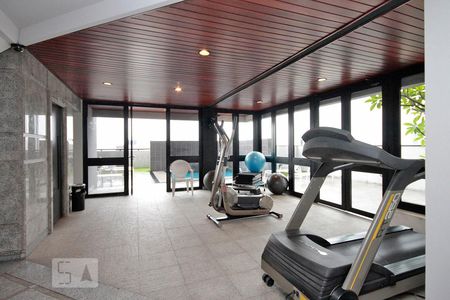 Apartamento à venda com 290m², 3 quartos e 4 vagasAcademia