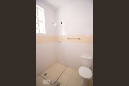 Casa à venda com 440m², 3 quartos e 3 vagasBanheiro 2