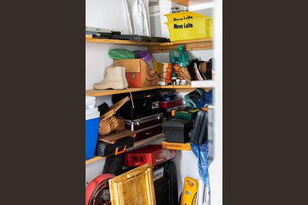 Casa à venda com 190m², 3 quartos e 2 vagasDepósito