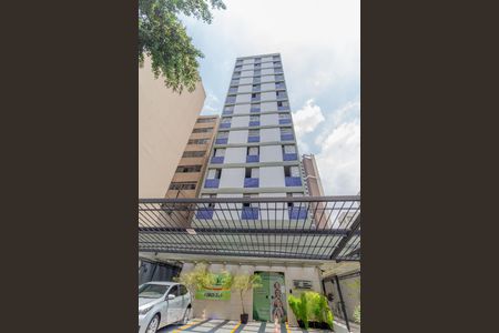 Apartamento para alugar com 70m², 3 quartos e 1 vaga Apartamento para alugar com 70m², 3 quartos e 1 vagaFachada