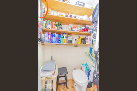 Apartamento para alugar com 70m², 3 quartos e 1 vaga Apartamento para alugar com 70m², 3 quartos e 1 vagaBanheiro de Serviço