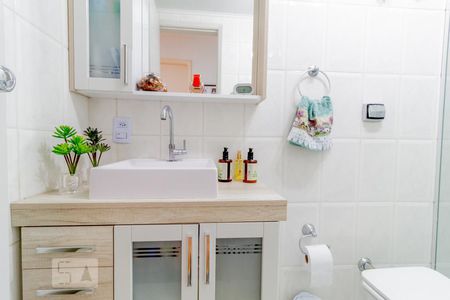 Apartamento para alugar com 70m², 3 quartos e 1 vaga Apartamento para alugar com 70m², 3 quartos e 1 vagaBanheiro