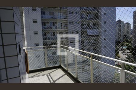 Varanda - Sala de apartamento à venda com 2 quartos, 73m² em Barra da Tijuca, Rio de Janeiro