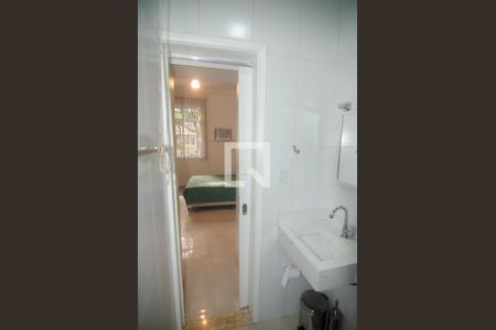 Banheiro de apartamento para alugar com 1 quarto, 32m² em Copacabana, Rio de Janeiro