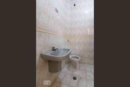 Banheiro  de casa para alugar com 1 quarto, 45m² em Vila Santana, São Paulo
