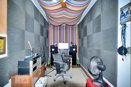 Casa à venda com 300m², 5 quartos e 3 vagasQuarto 3