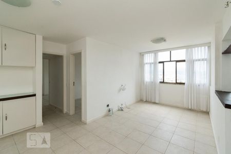 Detalhe Sala de apartamento à venda com 2 quartos, 65m² em Inga, Niterói