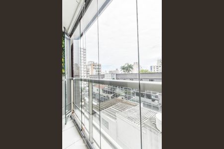 Varanda de kitnet/studio para alugar com 1 quarto, 32m² em Pinheiros, São Paulo