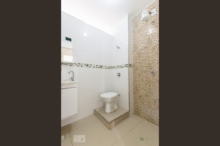 Apartamento à venda com 94m², 2 quartos e sem vagaBanheiro