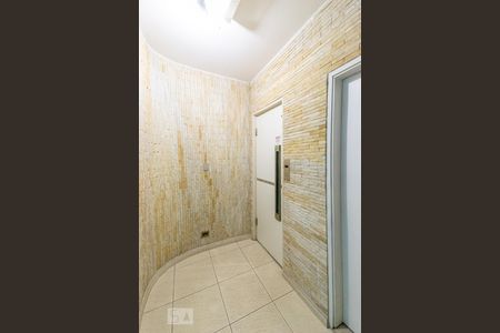 Apartamento à venda com 94m², 2 quartos e sem vagaHall