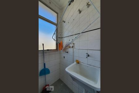 Apartamento para alugar com 64m², 3 quartos e 2 vagasÁrea de serviço