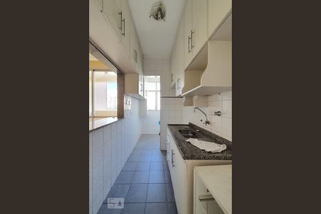 Apartamento para alugar com 64m², 3 quartos e 2 vagasCozinha