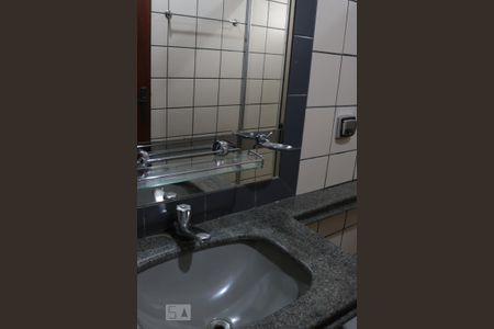 Apartamento para alugar com 110m², 3 quartos e 2 vagas Apartamento para alugar com 110m², 3 quartos e 2 vagasBanheiro - Torneira