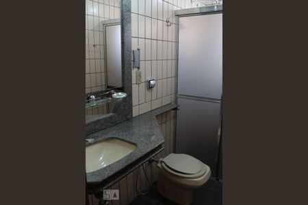 Apartamento para alugar com 110m², 3 quartos e 2 vagas Apartamento para alugar com 110m², 3 quartos e 2 vagasBanheiro da Suíte