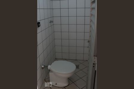 Apartamento para alugar com 110m², 3 quartos e 2 vagas Apartamento para alugar com 110m², 3 quartos e 2 vagasBanheiro de Serviço