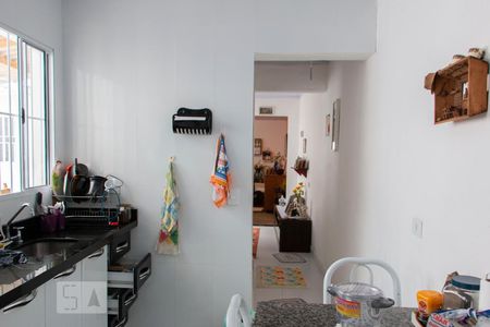 Casa à venda com 242m², 2 quartos e 2 vagasCozinha