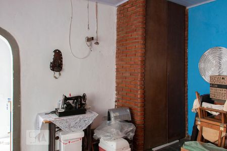 Casa à venda com 242m², 2 quartos e 2 vagasSala 3