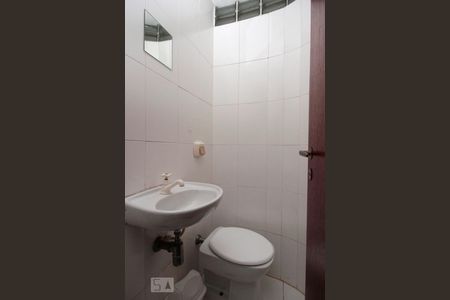 Lavabo de apartamento para alugar com 3 quartos, 134m² em Jardim Paulista, São Paulo