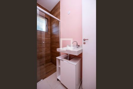 Casa à venda com 150m², 3 quartos e 2 vagas Casa à venda com 150m², 3 quartos e 2 vagasBanheiro 2