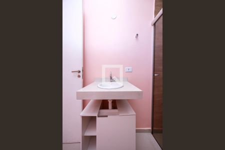 Casa à venda com 150m², 3 quartos e 2 vagas Casa à venda com 150m², 3 quartos e 2 vagasSuíte - Banheiro