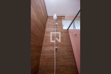 Casa à venda com 150m², 3 quartos e 2 vagas Casa à venda com 150m², 3 quartos e 2 vagasSuíte - Banheiro