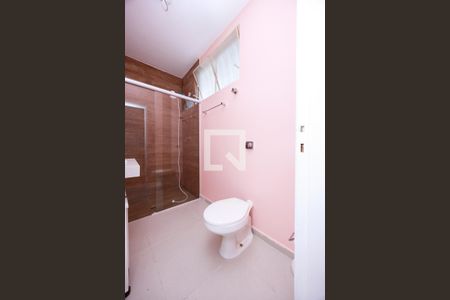 Casa à venda com 150m², 3 quartos e 2 vagas Casa à venda com 150m², 3 quartos e 2 vagasSuíte - Banheiro