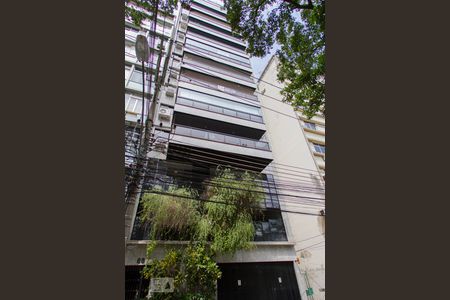 Apartamento à venda com 130m², 4 quartos e 2 vagasFachada