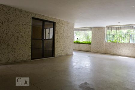 Apartamento à venda com 130m², 4 quartos e 2 vagasÁrea Comum - Salão de festas