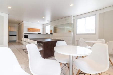 Apartamento para alugar com 72m², 3 quartos e sem vagaÁrea Comum: Salão de Festas