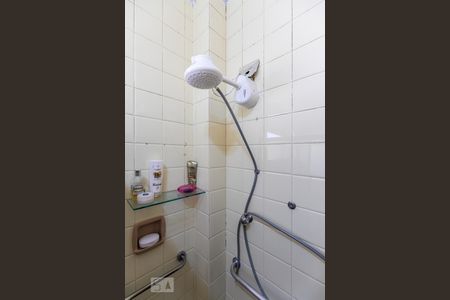 Casa à venda com 199m², 3 quartos e 4 vagas Casa à venda com 199m², 3 quartos e 4 vagasBanheiro