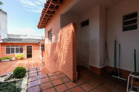 Casa à venda com 199m², 3 quartos e 4 vagas Casa à venda com 199m², 3 quartos e 4 vagasQuintal