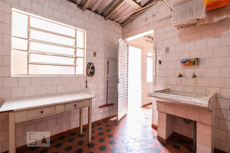 Casa à venda com 199m², 3 quartos e 4 vagas Casa à venda com 199m², 3 quartos e 4 vagasArea de Serviço